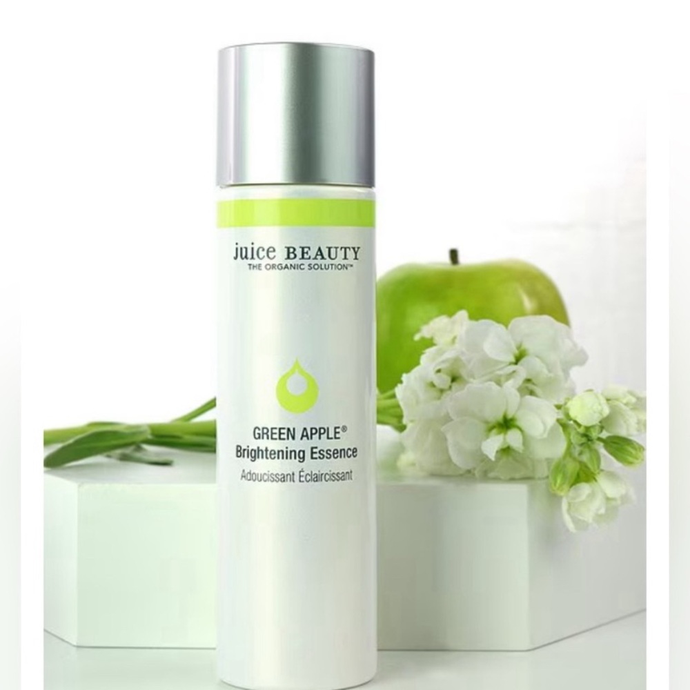 Juice Beauty Green Apple Brightening Essence - White and Silver